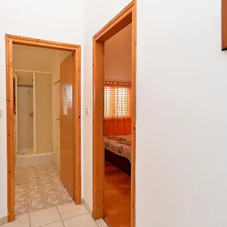 Klaudija 1629 普拉